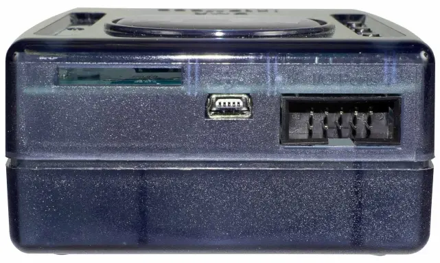 104028