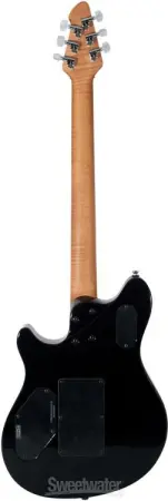 113824