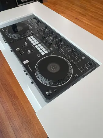 115854