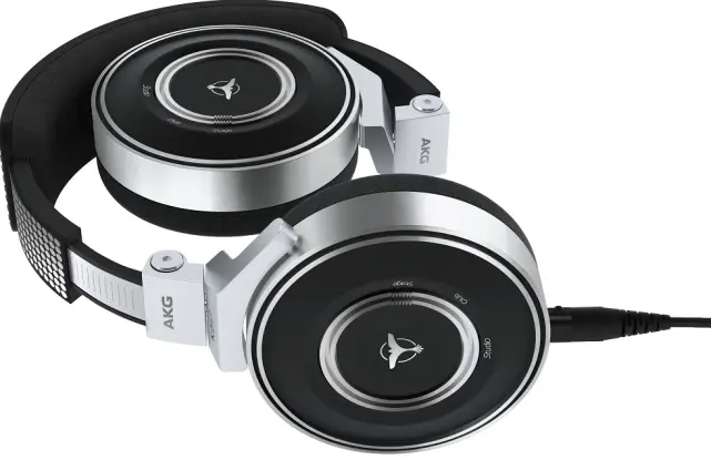 AKG K267 Tiesto