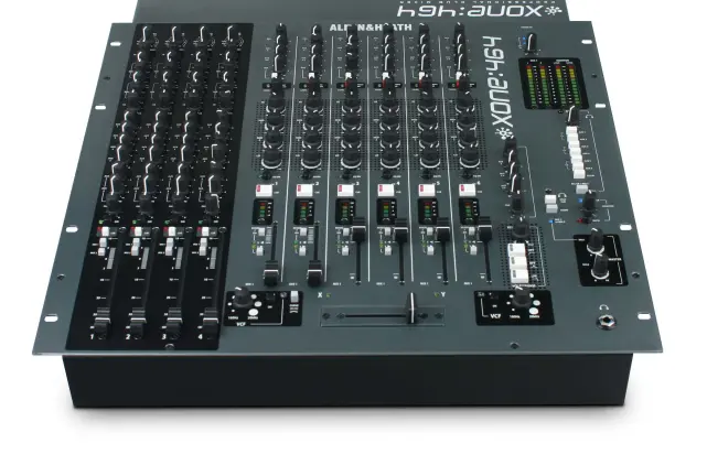 Allen and Heath Xone:464