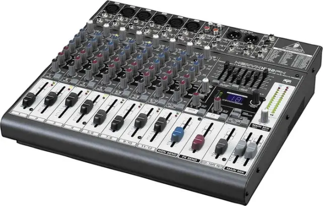Behringer Xenyx 1222FX