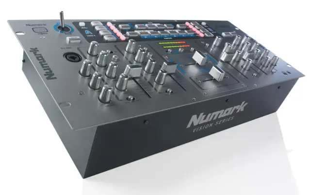 Numark AVM02