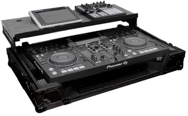 Pioneer XDJ-RX with Flight Case